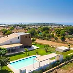 Akos Large Private Pool Ac Wifi *