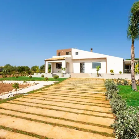 Villa Akos Large Private Pool Ac Wifi