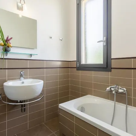 فيلة Akos Large Private Pool Ac Wifi راغوزا